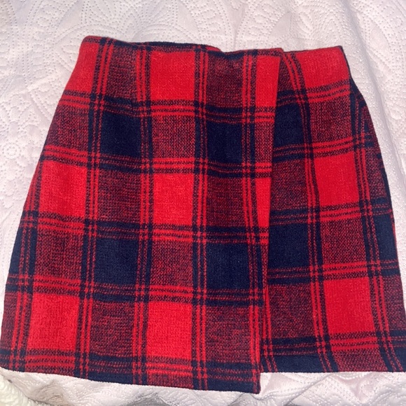 SHEIN Dresses & Skirts - New! Shein plaid flannel skirt